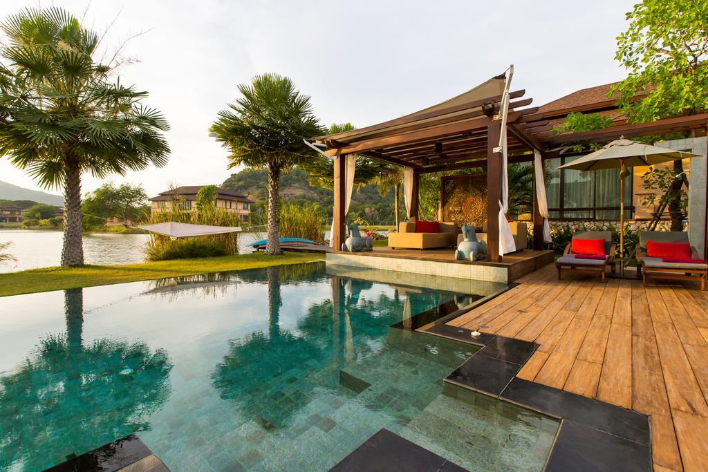 Dasiri Lakefront Villa Hua Hin Kamer foto